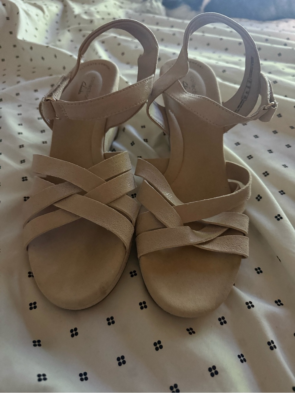 Clarks Women's Strappy Crisscross Slingback Sandals in Beige